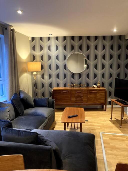 Stylish 2 Bed Accessible Flat Perfect Location Apartment Glasgow Exterior photo